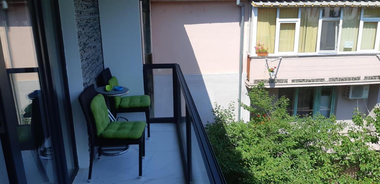 Apart Eric Apartment คาลาฟัท ภายนอก รูปภาพ