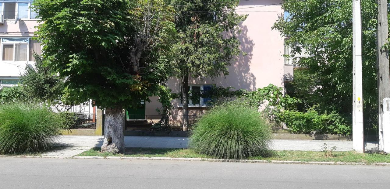 Apart Eric Apartment คาลาฟัท ภายนอก รูปภาพ